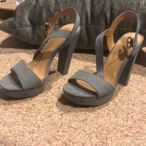 Lauren Conrad powder blue heels